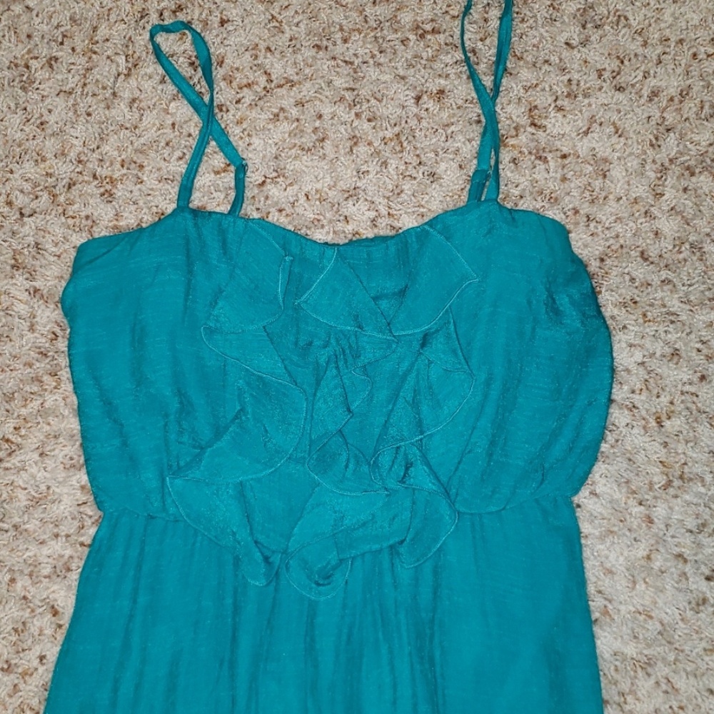 Dress - Picture 2 of 3